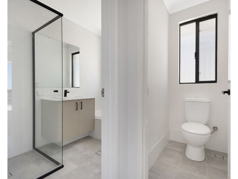 11 Yamba View, Alkimos WA 6038