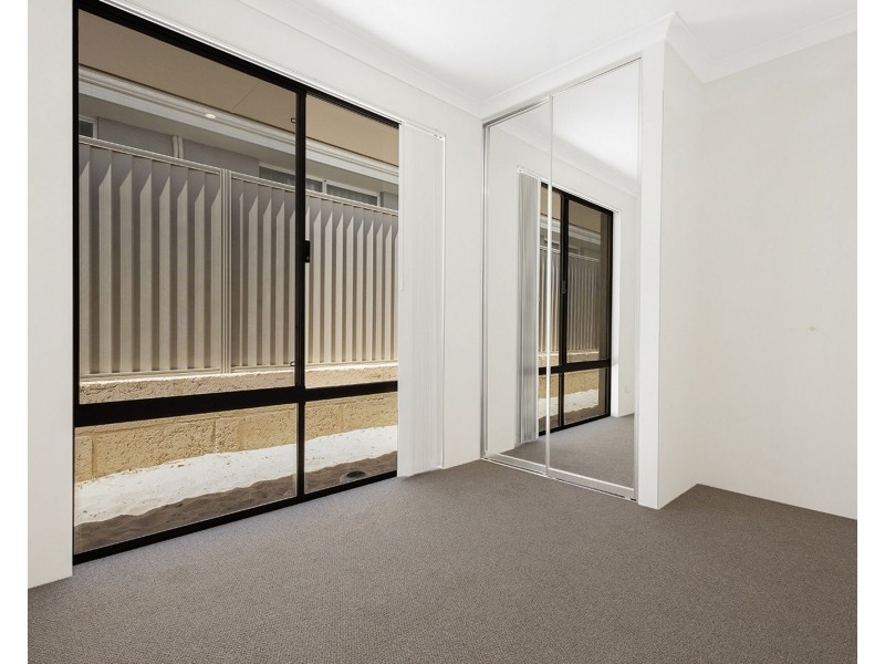 11 Yamba View, Alkimos WA 6038