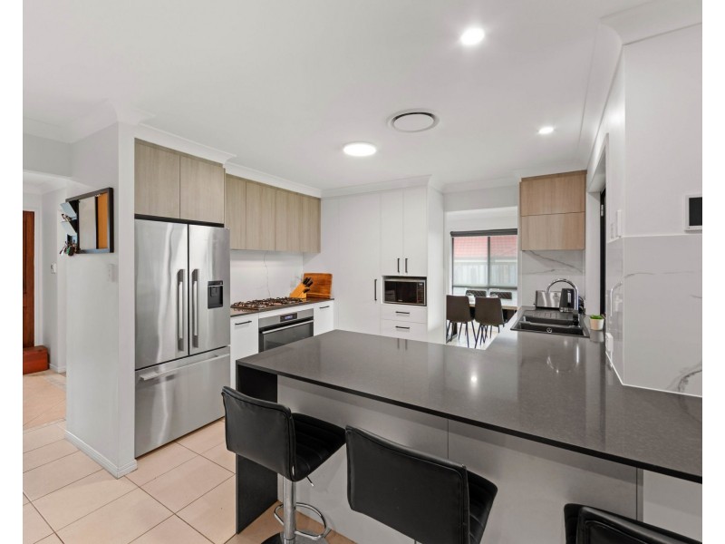 17 Bella Boulevard, Pimpama QLD 4209