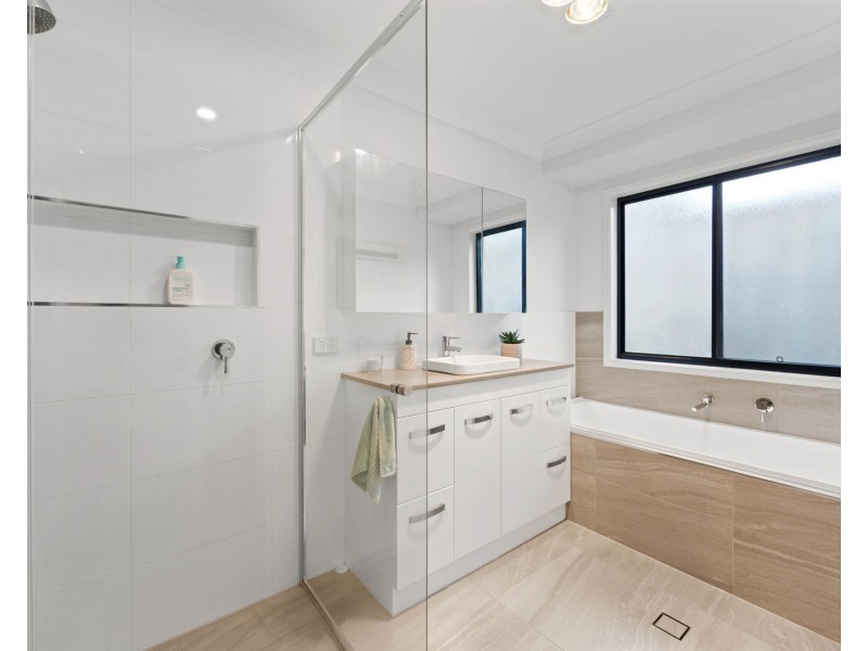 17 Bella Boulevard, Pimpama QLD 4209
