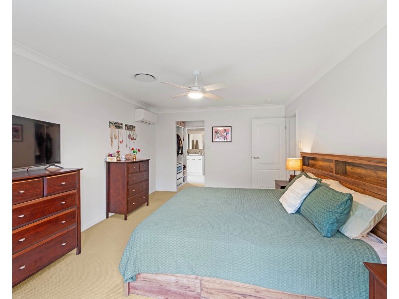 17 Bella Boulevard, Pimpama QLD 4209