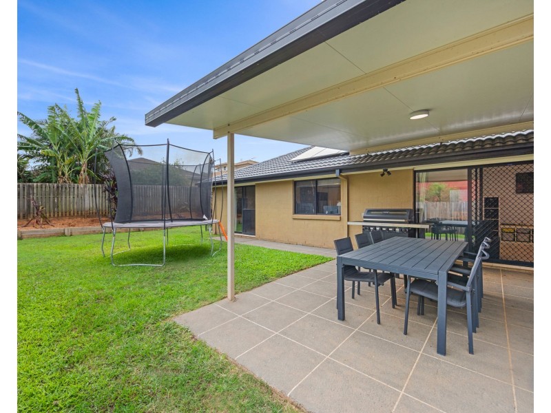 17 Bella Boulevard, Pimpama QLD 4209