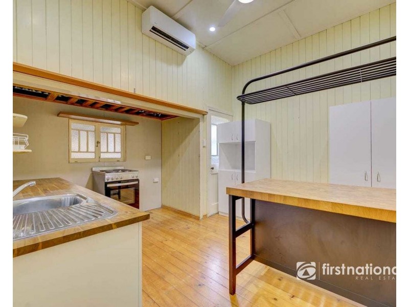 6 Tarakan Street, Svensson Heights QLD 4670