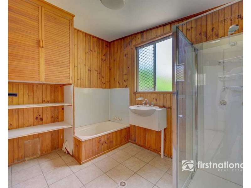 6 Tarakan Street, Svensson Heights QLD 4670