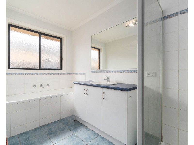 5 Sunrise Court, Carrum Downs VIC 3201