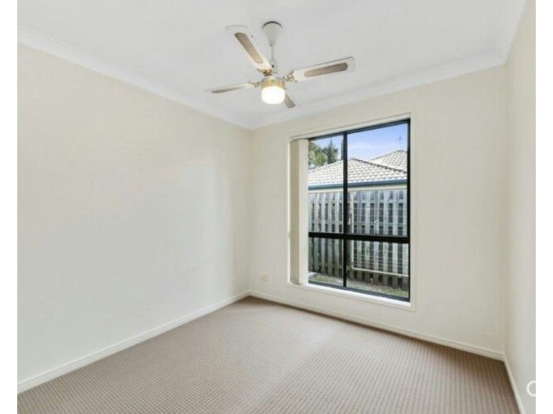 2/1-5 Studio Drive, Oxenford QLD 4210