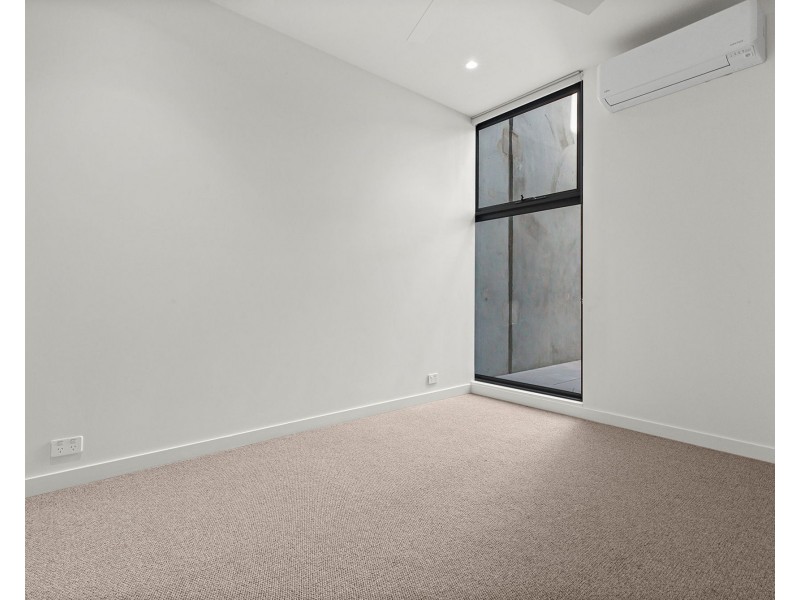 348 HAWTHORN ROAD, Caulfield South VIC 3162