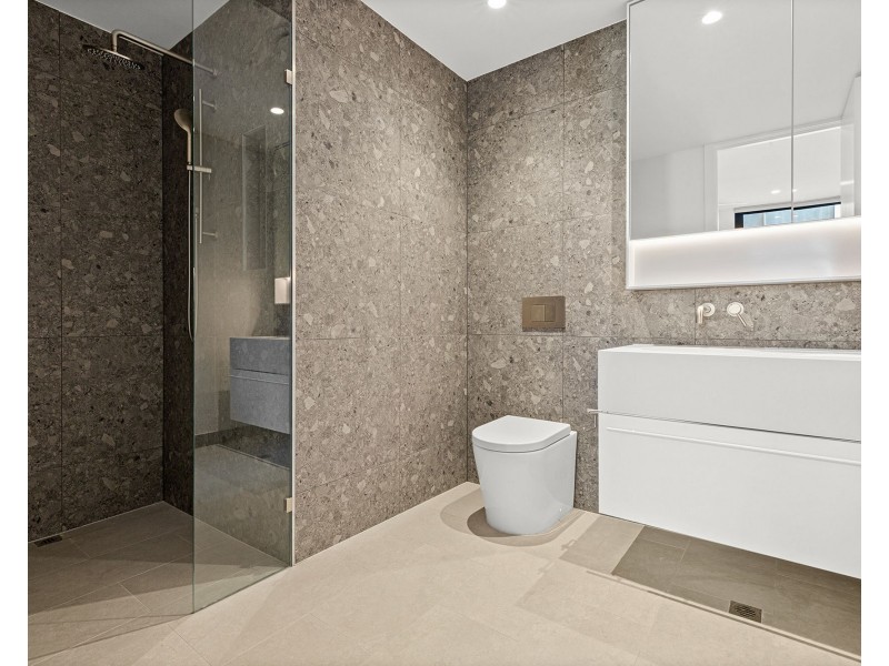 348 HAWTHORN ROAD, Caulfield South VIC 3162