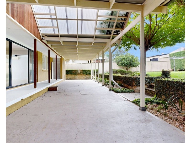 329 Remembrance Drive, Camden Park NSW 2570