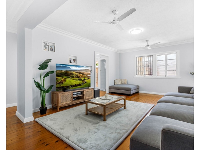 329 Preston Road, Wynnum West QLD 4178