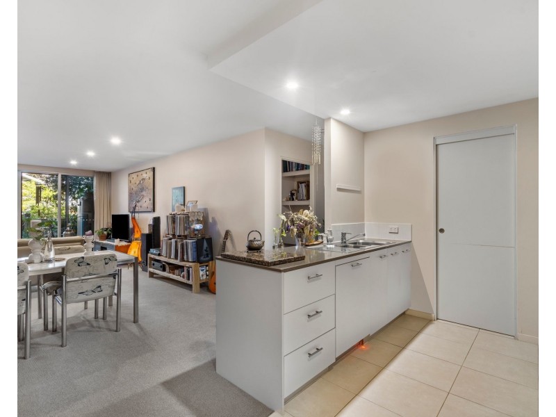 2114/2 Activa Way, Hope Island QLD 4212