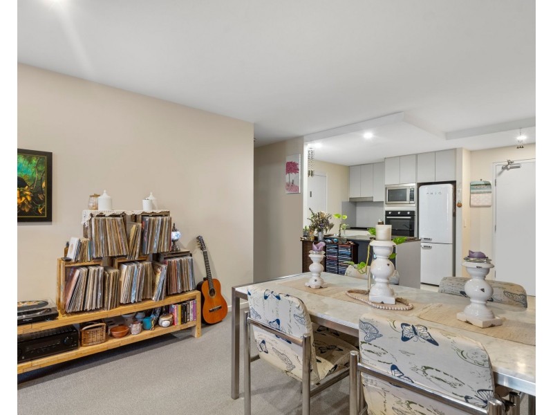 2114/2 Activa Way, Hope Island QLD 4212