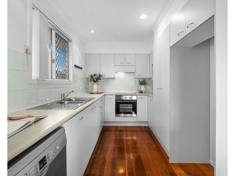 9 Booran Street, Lota QLD 4179