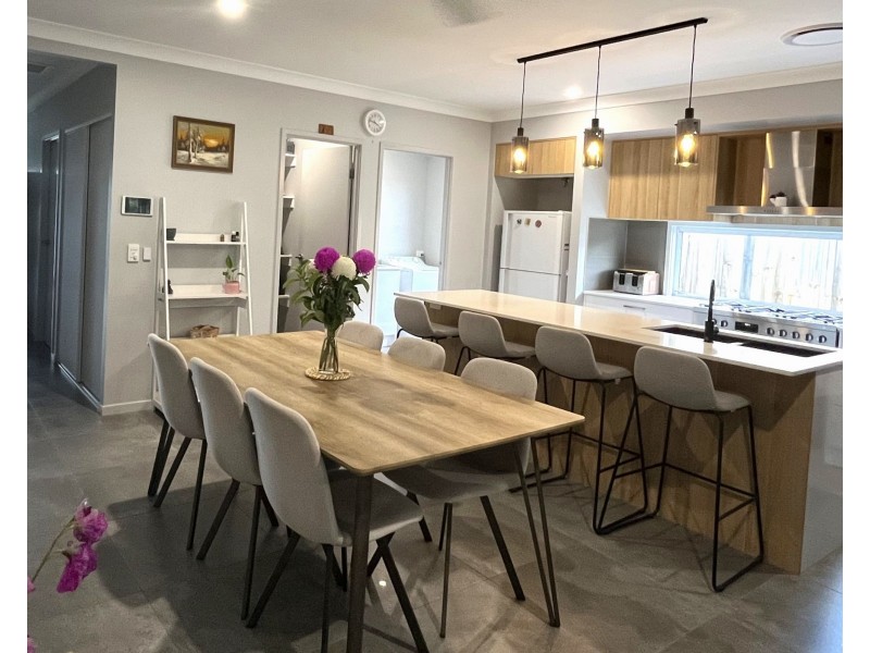 22 Haven Street, Victoria Point QLD 4165