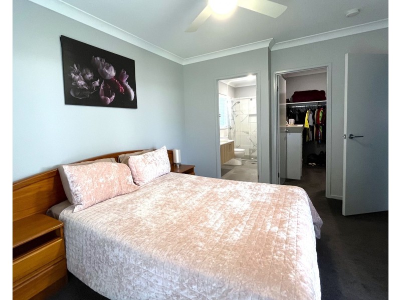 22 Haven Street, Victoria Point QLD 4165