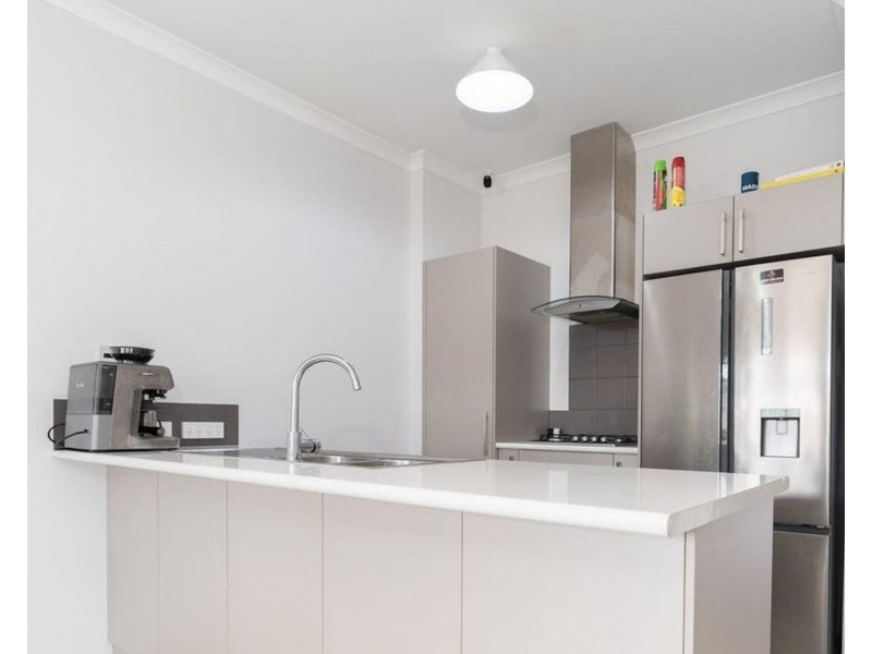 18 Cheyne Way, Caversham WA 6055