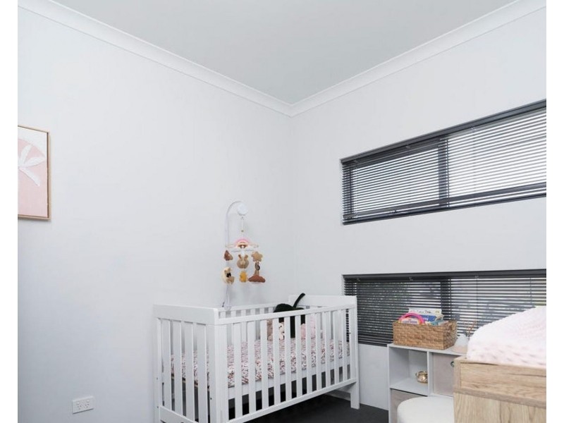 18 Cheyne Way, Caversham WA 6055