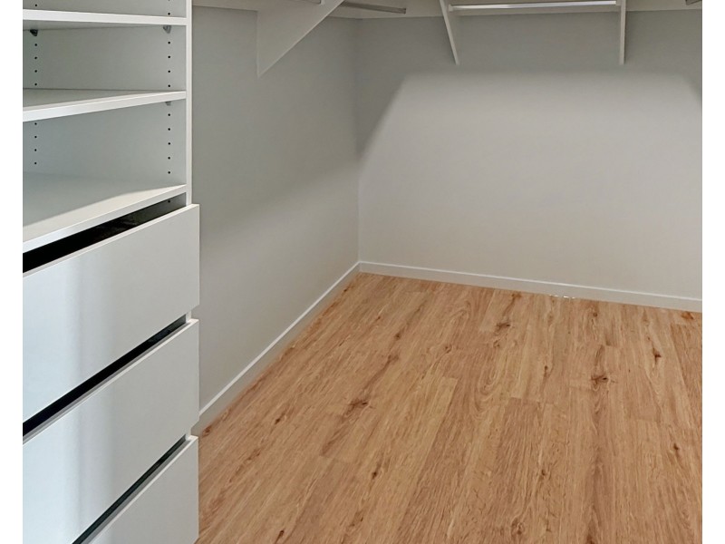 2 Alberg St, Spring Mountain QLD 4124