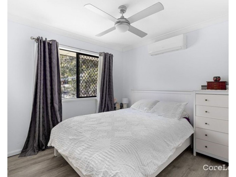 Room 3 & 4 8 Connemara Road, Gaven QLD 4211
