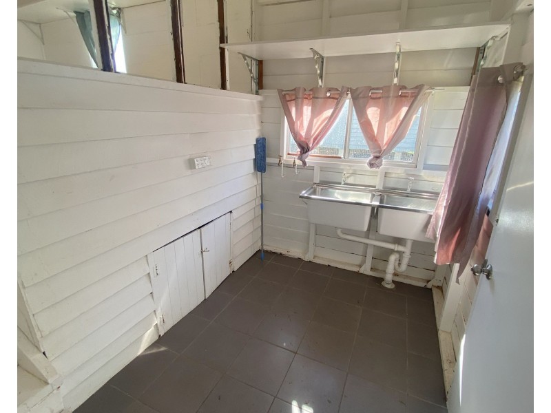 4 Windermere Street, Walkervale QLD 4670