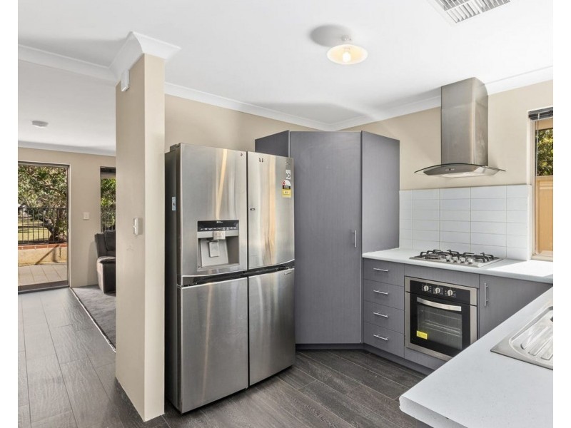 18 Dobson Lane, Eden Hill WA 6054