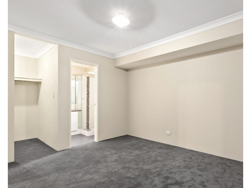 18 Dobson Lane, Eden Hill WA 6054