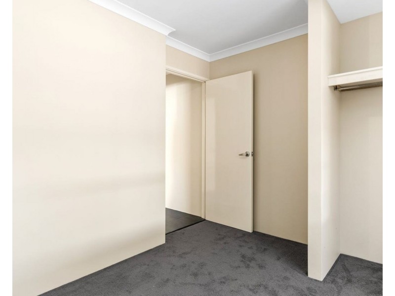 18 Dobson Lane, Eden Hill WA 6054