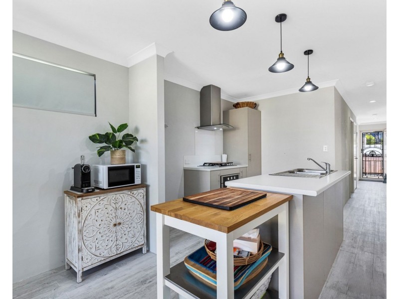 63 Ryhill Crescent, Wellard WA 6170