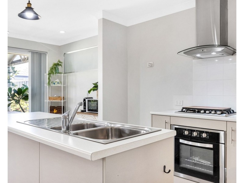 63 Ryhill Crescent, Wellard WA 6170