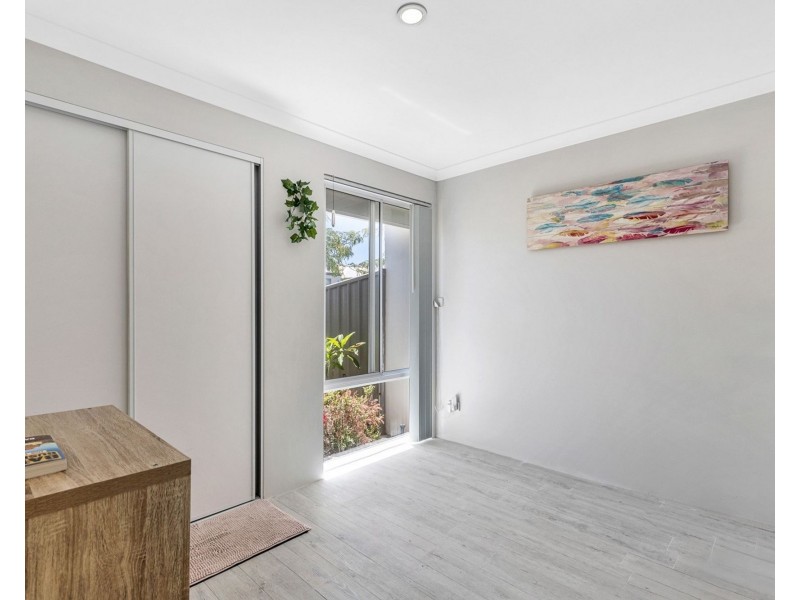 63 Ryhill Crescent, Wellard WA 6170