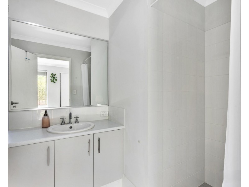 63 Ryhill Crescent, Wellard WA 6170