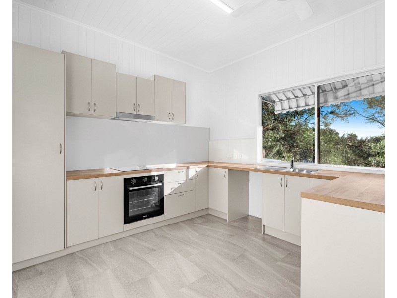 11 Doughboy Pde, Hemmant QLD 4174