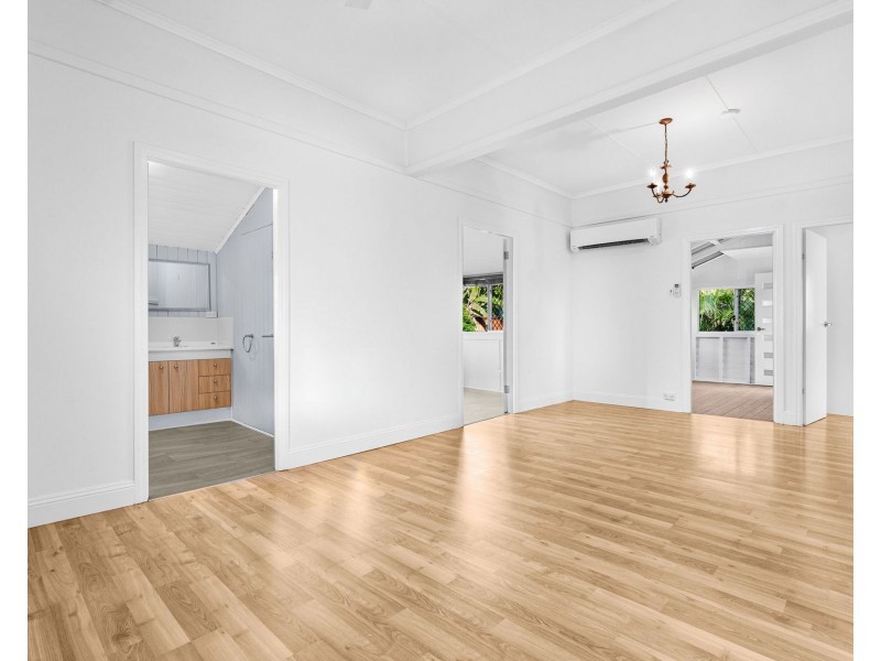 11 Doughboy Pde, Hemmant QLD 4174