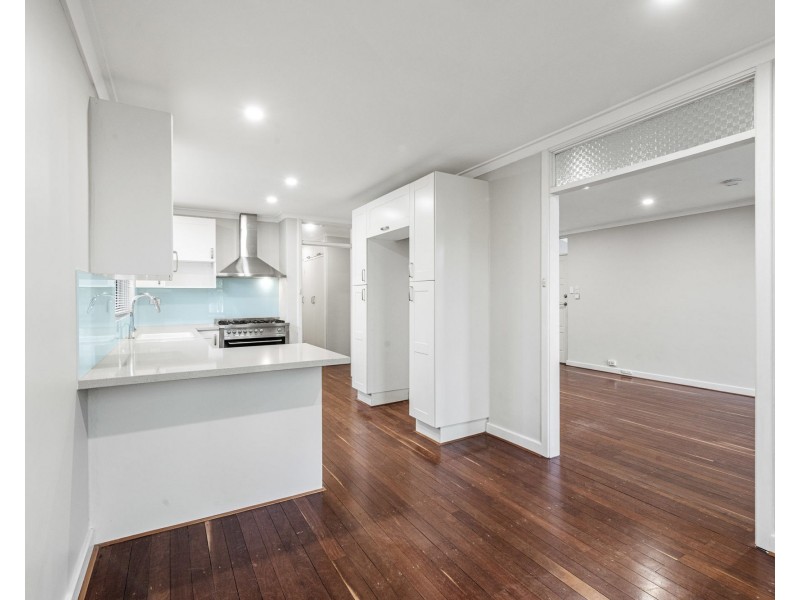 252 Belgravia Street, Cloverdale WA 6105