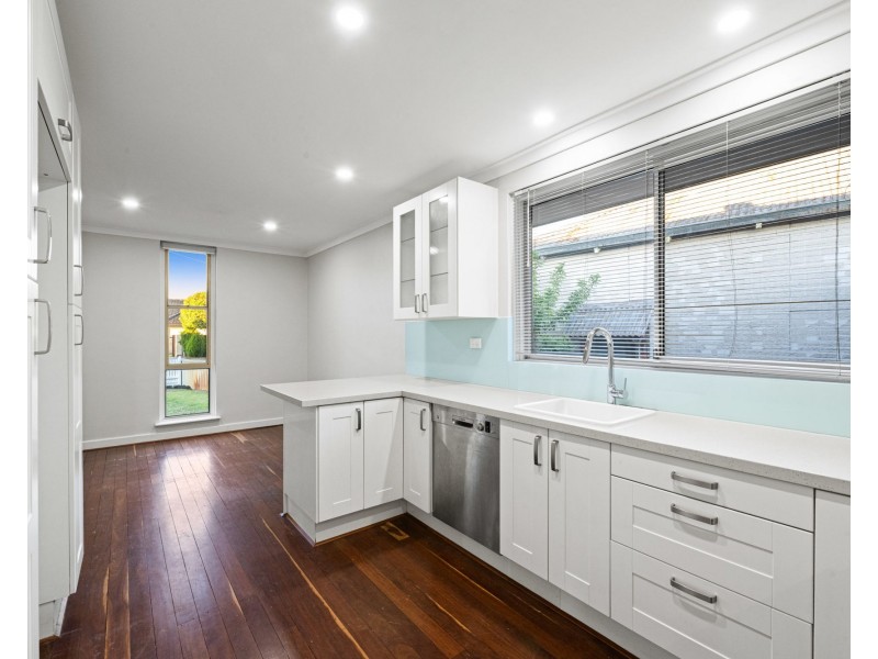 252 Belgravia Street, Cloverdale WA 6105