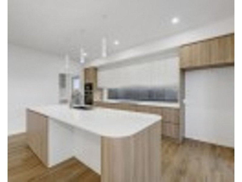 15 Bedarra Boulevard, Innes Park QLD 4670