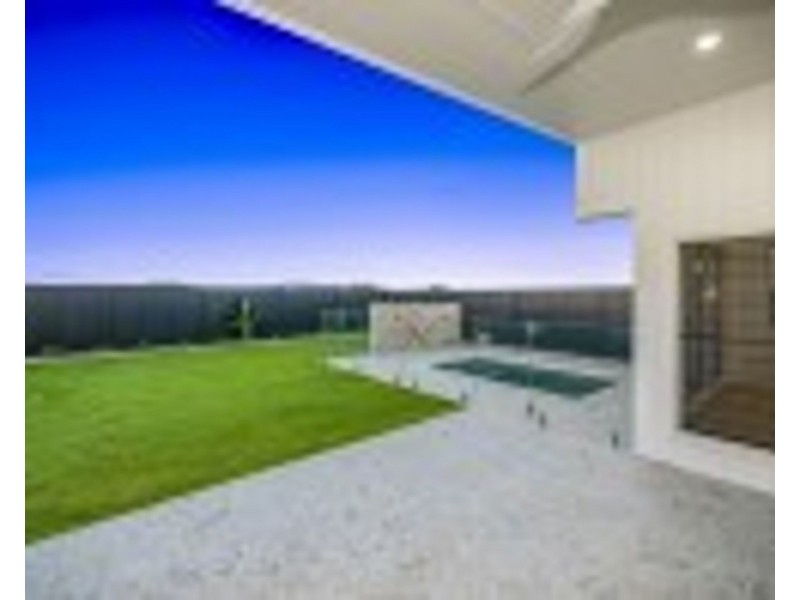 15 Bedarra Boulevard, Innes Park QLD 4670