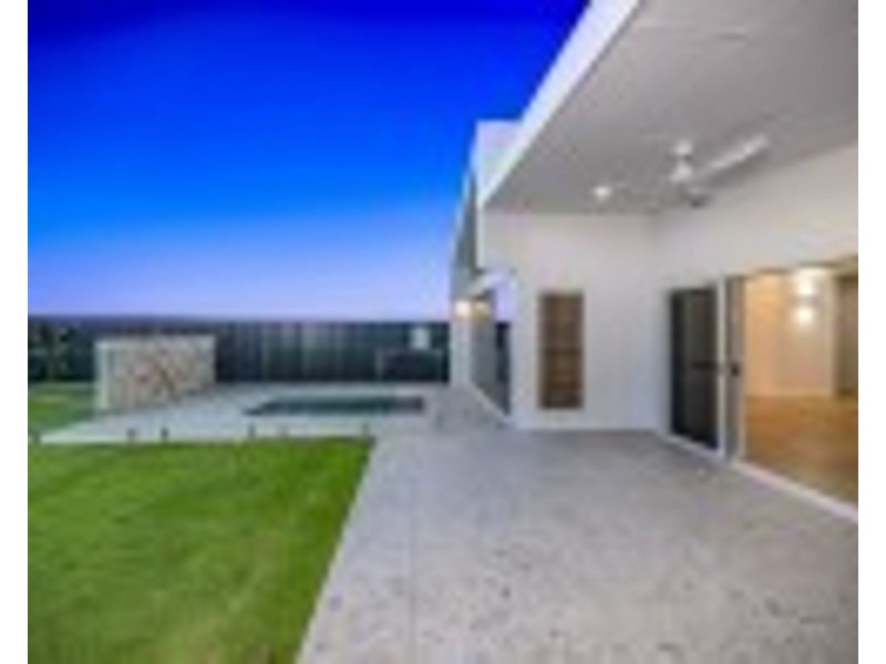 15 Bedarra Boulevard, Innes Park QLD 4670