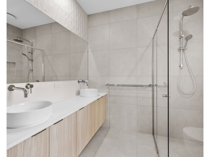 1/5 Bradbury Place, Maleny QLD 4552