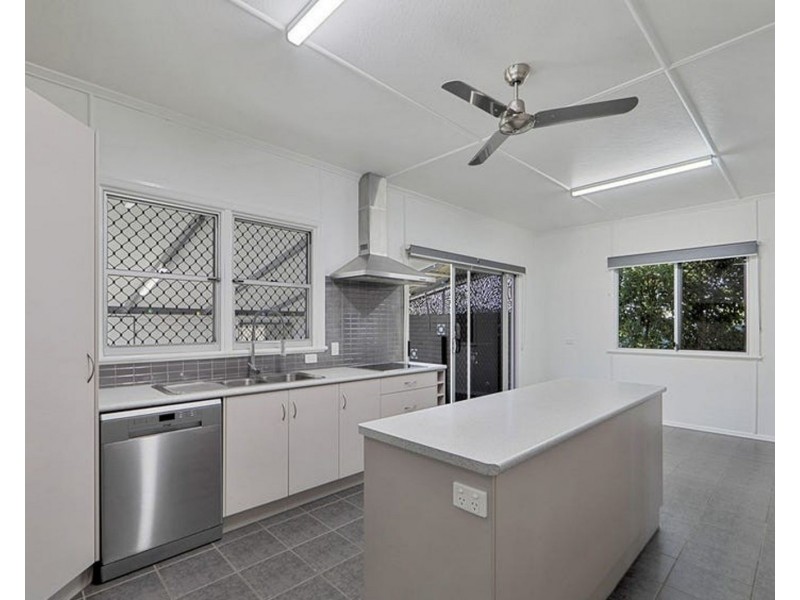 35 Elliott Heads Road, Kepnock QLD 4670