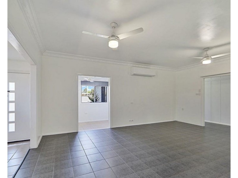 35 Elliott Heads Road, Kepnock QLD 4670