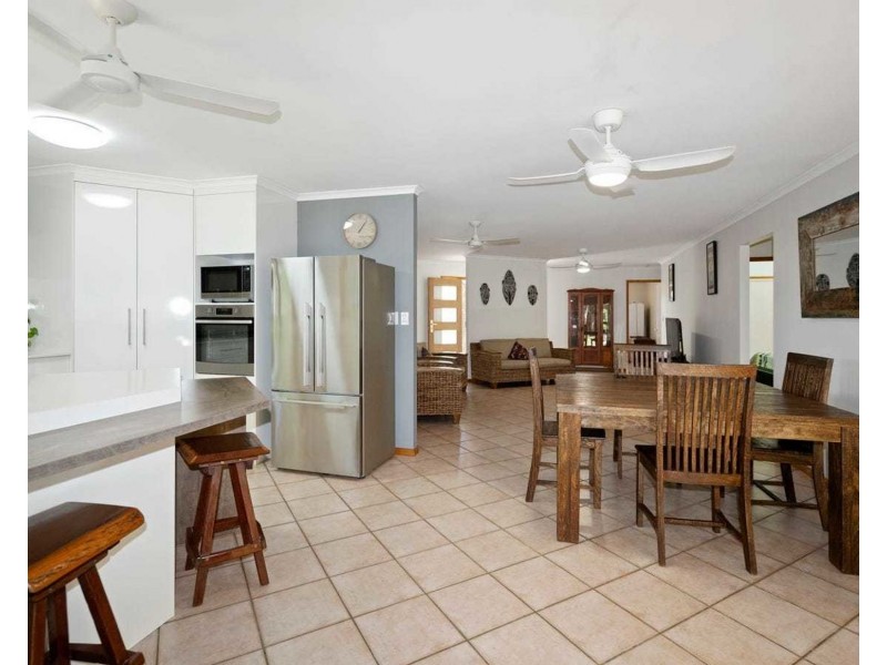 43 Egret Lane, Moore Park Beach QLD 4670