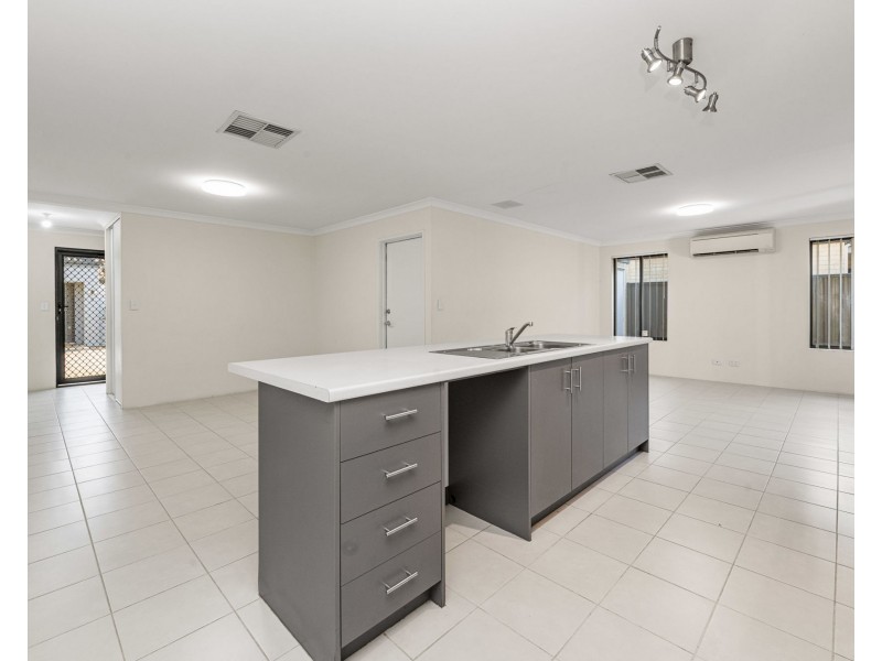 2/173 Gibbs Street, East Cannington WA 6107