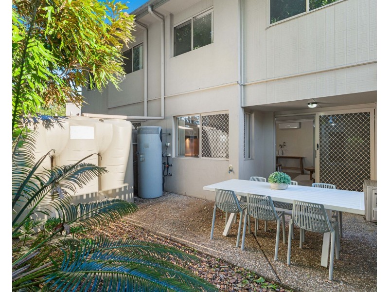 6/6 Canton Court, Manly West QLD 4179
