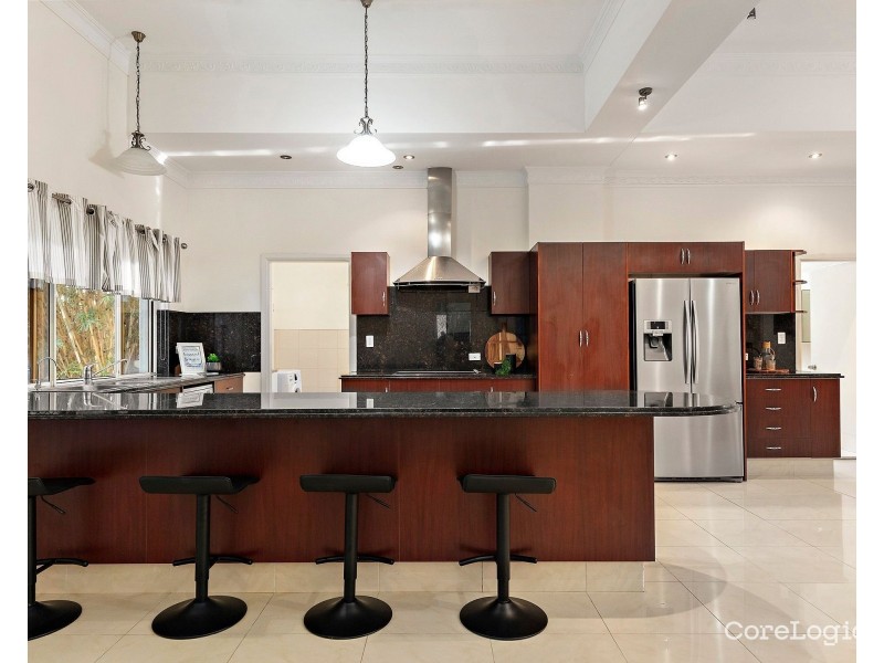 Room 3/7 Mercure Place, Highland Park QLD 4211