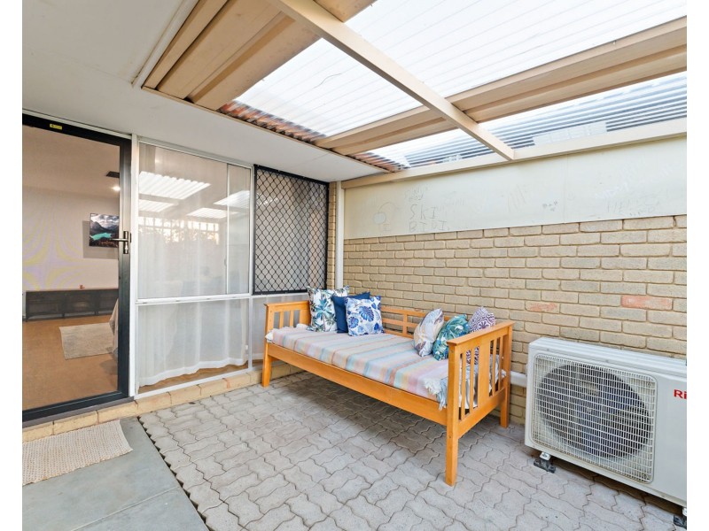14A Young Street, Gosnells WA 6110