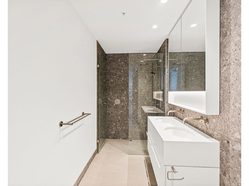 603 348-354 HAWTHORN ROAD, Caulfield South VIC 3162