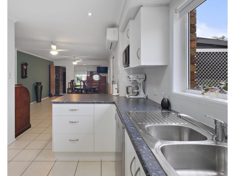 1/22 Kunde Street, Beachmere QLD 4510
