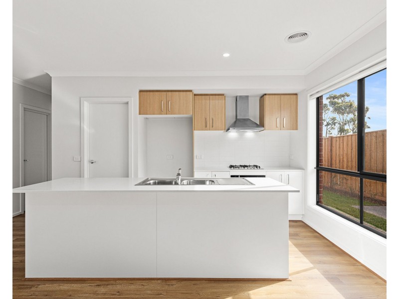 14 Nia Road, Tarneit VIC 3029