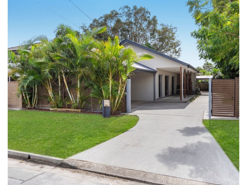 53 Victor Avenue, Paradise Point QLD 4216